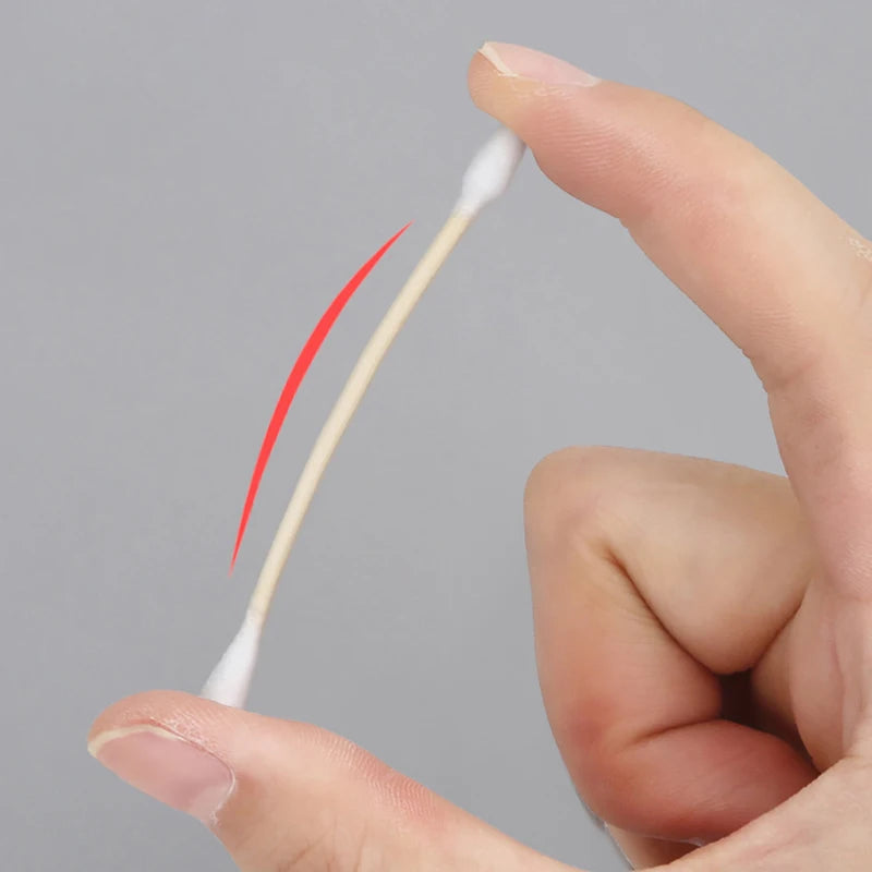 200Pcs Ear Clean Cotton Swabs